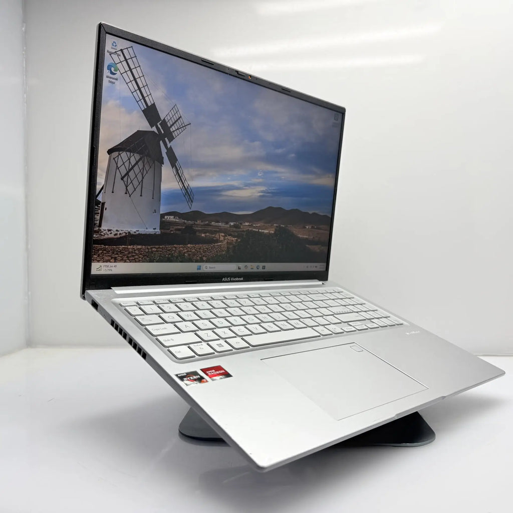 Asus VivoBook 16″ M1605Y “Ryzen 7” 2.00GHz 16GB RAM 512GB SSD NVMe Cool Silver (Grade B)